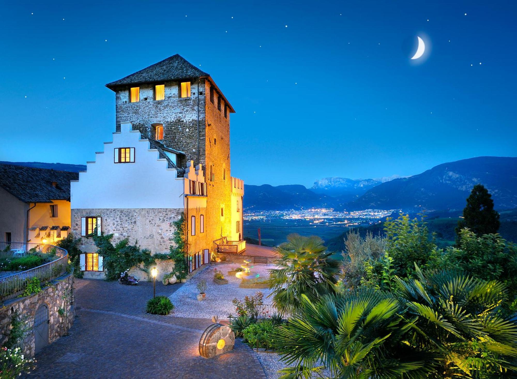Schloss Hotel Korb Appiano Sulla Strada Del Vino Extérieur photo